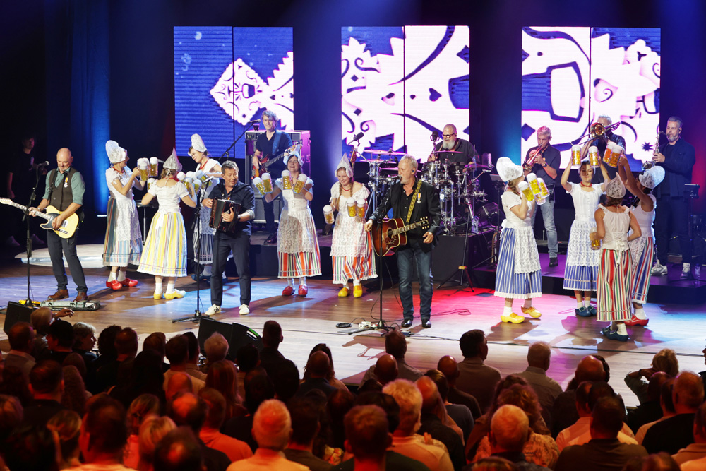 Jubileumshow Rowwen Hèze 40!